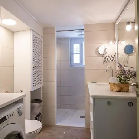 Hlia's House Near The Sea Kámbos