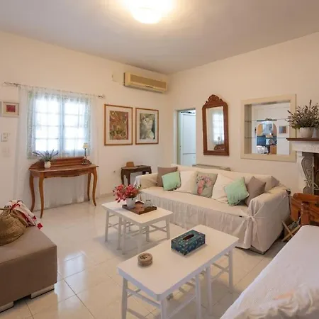 Hlia's House Near The Sea