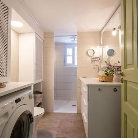 Hlia's House Near The Sea Vilă *