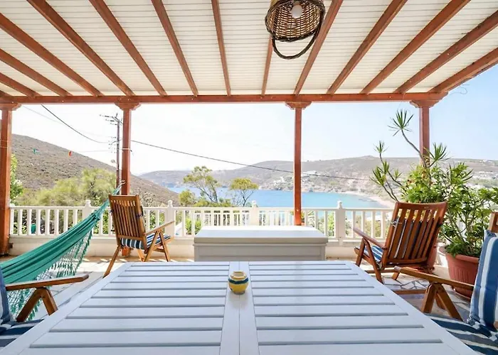 فيلة Hlia's House Near The Sea *