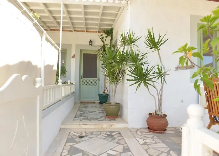 Hlia's House Near The Sea